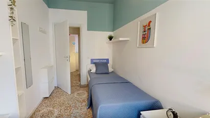 Room for rent in Pavia, Lombardia