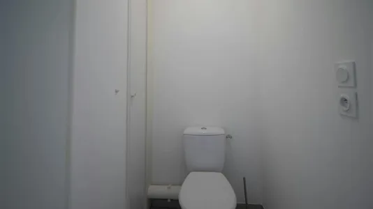 Rooms in Lyon - photo 9