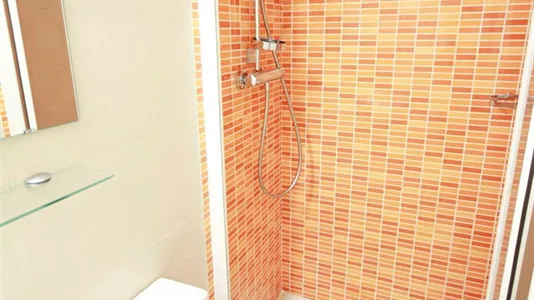 Rooms in Barcelona Eixample - photo 7