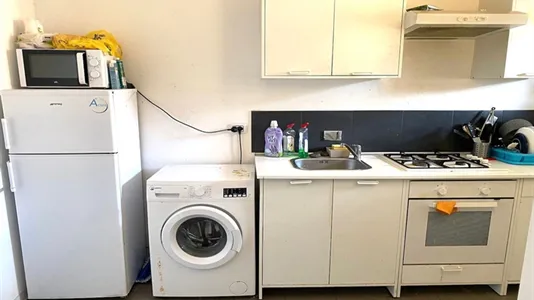 Rooms in Roma Municipio VI – Roma Delle Torri - photo 8