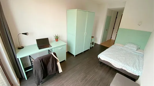 Rooms in Brussels Sint-Gillis - photo 2