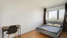 Room for rent, Évry, Île-de-France, &lt;span class=&quot;blurred street&quot; onclick=&quot;ProcessAdRequest(9362115)&quot;&gt;&lt;span class=&quot;hint&quot;&gt;See streetname&lt;/span&gt;[xxxxxxxxxxxxx]&lt;/span&gt;
