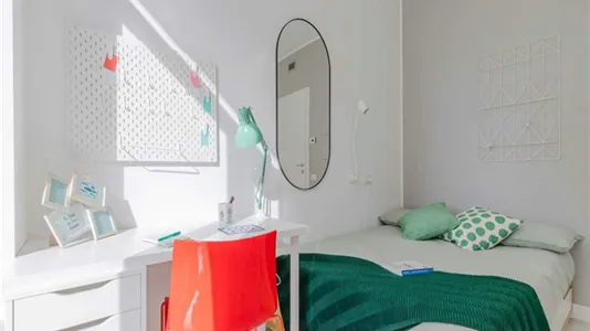 Rooms in Milano Zona 5 - Vigentino, Chiaravalle, Gratosoglio - photo 1
