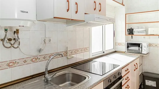 Rooms in Zaragoza - photo 9