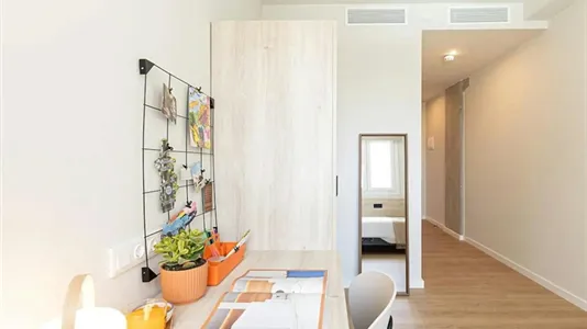 Apartments in Terrassa - photo 7