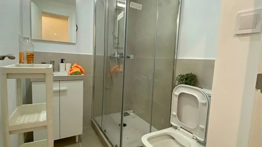 Rooms in Mislata - photo 10