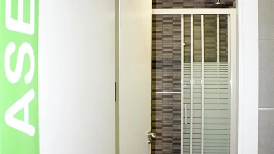 Rooms in Madrid Centro - photo 7