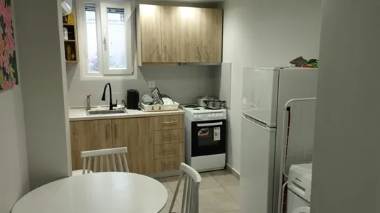 Rooms in Neapoli-Sykies - photo 4