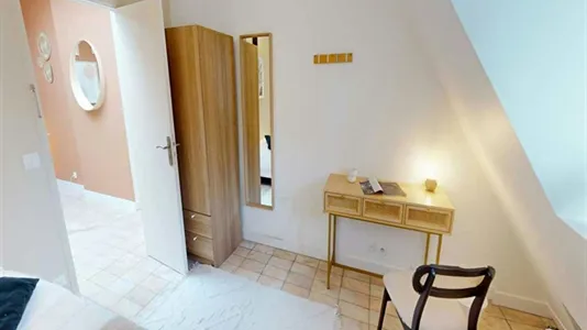 Rooms in Paris 8ème arrondissement - photo 4