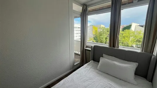 Apartments in Berlin Charlottenburg-Wilmersdorf - photo 4