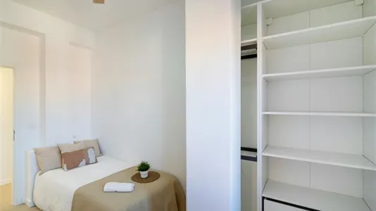 Rooms in Valencia L'Eixample - photo 4