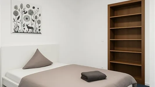 Rooms in Location is not specified - photo 1