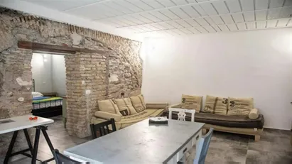 Apartment for rent in Roma Municipio VII – Appio-Latino/Tuscolano/Cinecittà, Rome