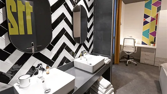 Rooms in Madrid Centro - photo 5