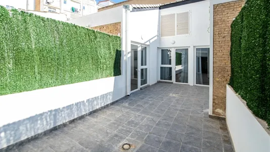 Apartments in Valencia L'Eixample - photo 8