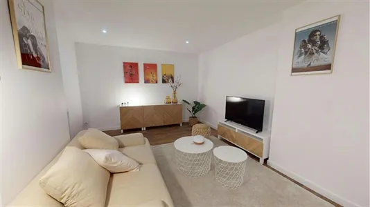 Rooms in Lyon - photo 4