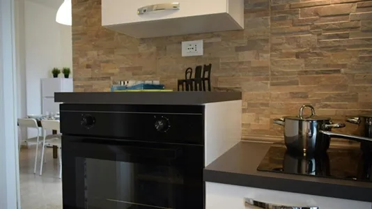 Rooms in Brescia - photo 4