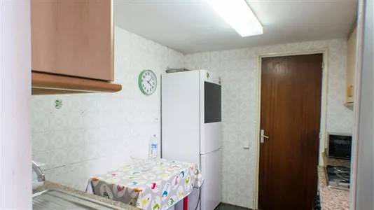 Rooms in Barcelona Gràcia - photo 4