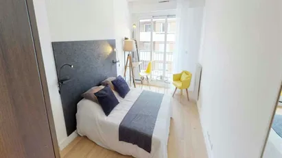 Room for rent in Paris 15ème arrondissement, Paris