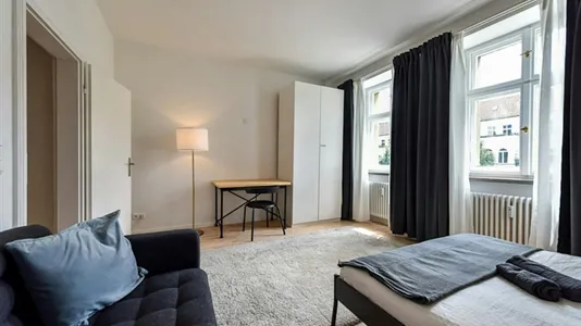 Rooms in Berlin Friedrichshain-Kreuzberg - photo 2