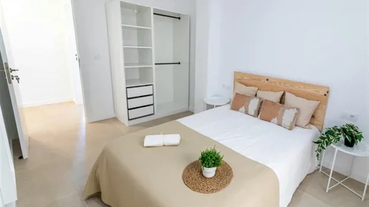 Rooms in Valencia L'Eixample - photo 2