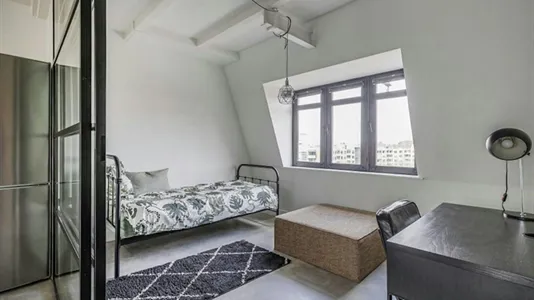 Apartments in Location is not specified - photo 9