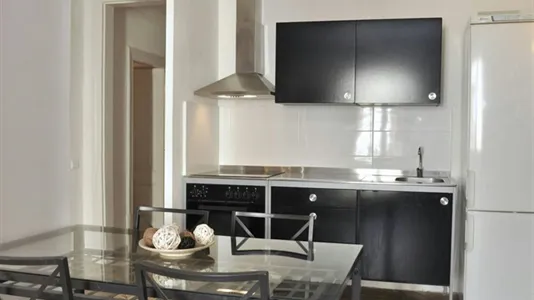 Apartments in Barcelona Ciutat Vella - photo 9