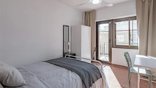 Rooms in Benimamet - photo 2