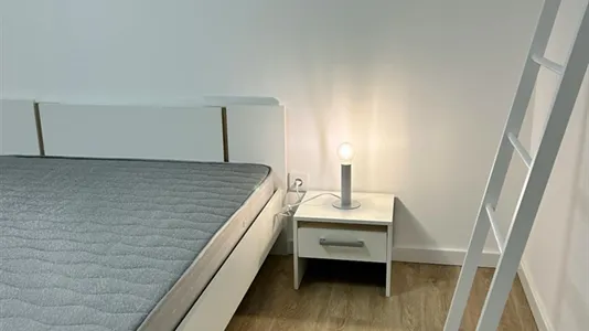 Rooms in Aveiro - photo 4