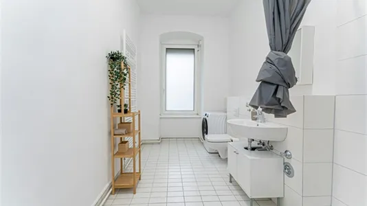 Rooms in Berlin Charlottenburg-Wilmersdorf - photo 5