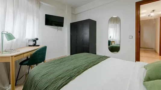 Rooms in Madrid Chamartín - photo 3