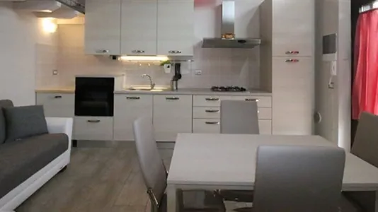 Apartments in Roma Municipio VII – Appio-Latino/Tuscolano/Cinecittà - photo 6