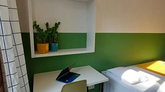 Rooms in Wrocław - photo 4