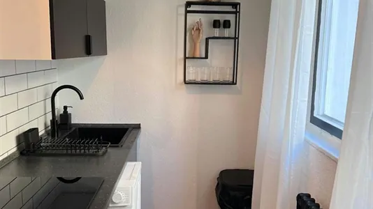 Rooms in Berlin Mitte - photo 10