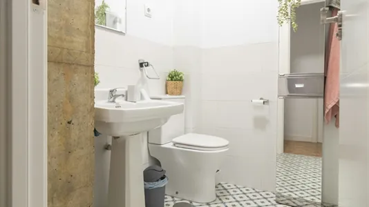 Rooms in Madrid Chamberí - photo 6