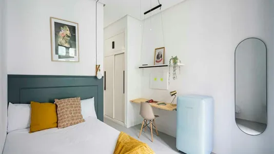Rooms in Madrid Centro - photo 7