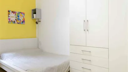 Room for rent in Milano Zona 1 - Centro storico, Milan