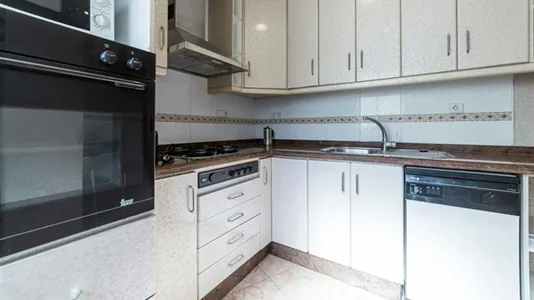 Rooms in Valencia L'Eixample - photo 5