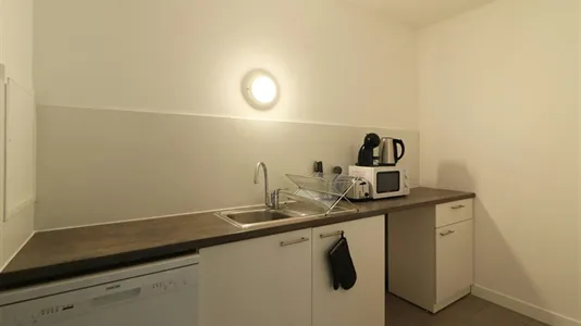 Rooms in Paris 19ème arrondissement - photo 6