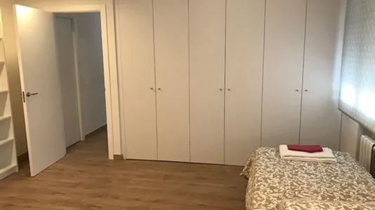 Rooms in Los Bermejales - photo 9