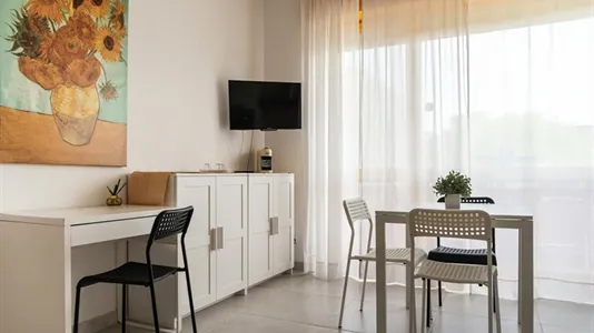 Apartments in Milano Zona 6 - Barona, Lorenteggio - photo 8