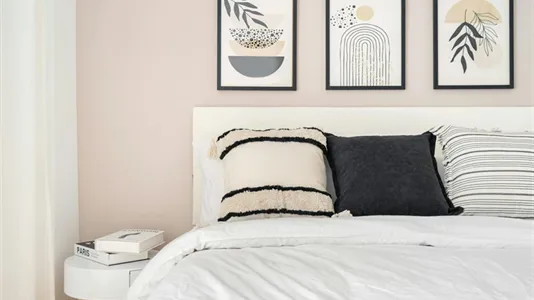 Rooms in Barcelona Sants-Montjuïc - photo 6