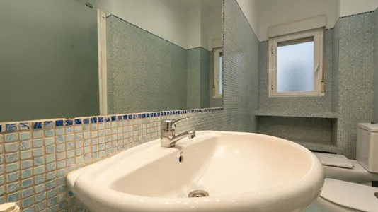 Rooms in Madrid Salamanca - photo 10