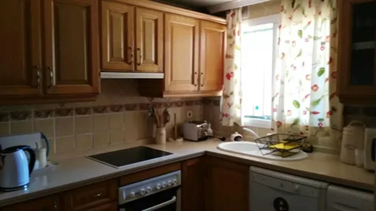 Houses in Torremolinos - photo 5