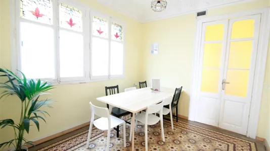 Rooms in Barcelona Eixample - photo 10