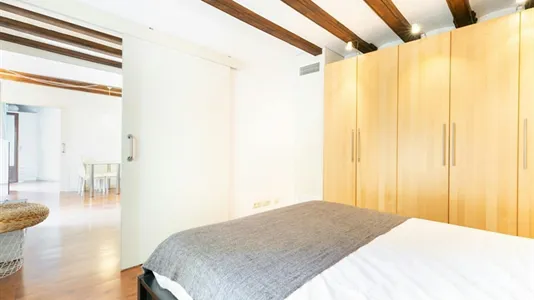 Apartments in Barcelona Ciutat Vella - photo 9