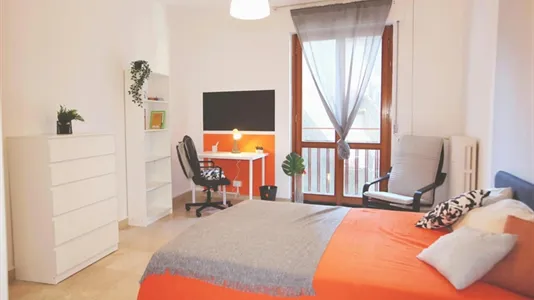 Rooms in Lecco - photo 1