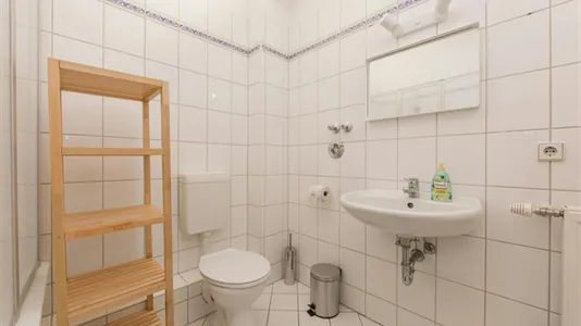 Rooms in Berlin Charlottenburg-Wilmersdorf - photo 8