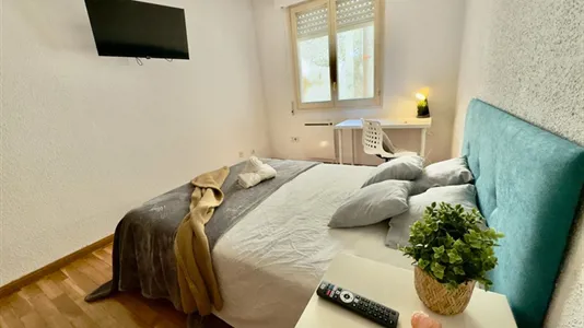 Rooms in Zaragoza - photo 2