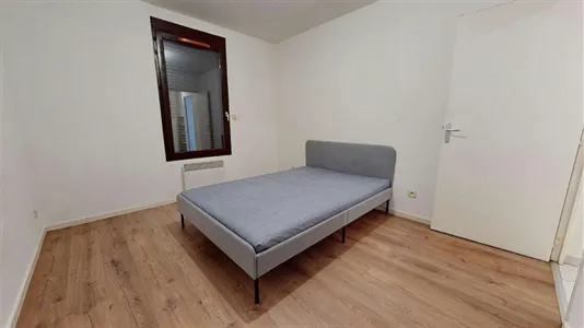 Apartments in Saint-Étienne - photo 3